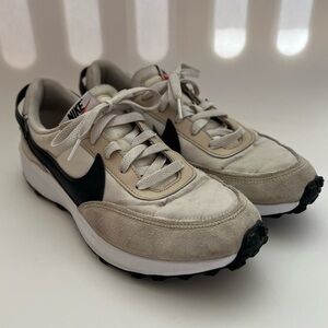 Nike Women's Waffle Debut Running Shoe, Sanddrift Black Phantom White, 9 US